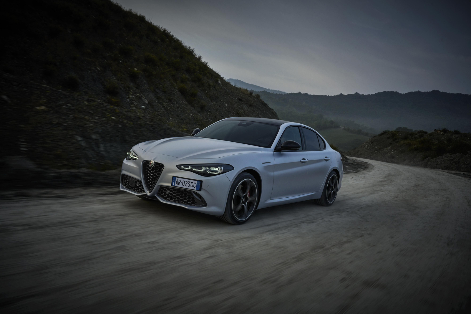 Los Alfa Giulia y Stelvio simplifican su oferta a la vez que cambian ligeramente