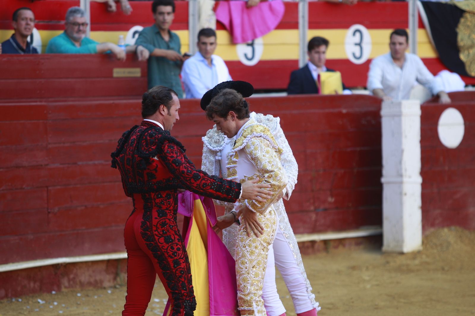 Imágenes del triunfo del torero almeriense Jorge Martínez el día de su alternativa