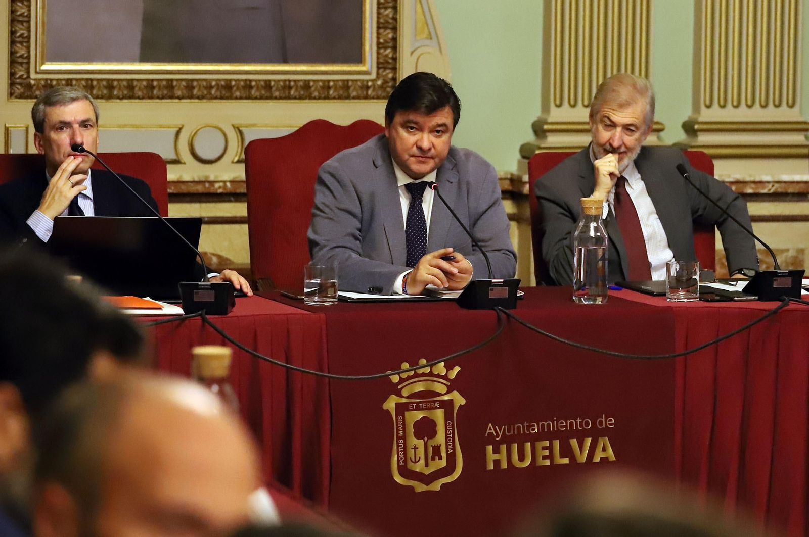 Imágenes del pleno celebrado en el Ayuntamiento de Huelva