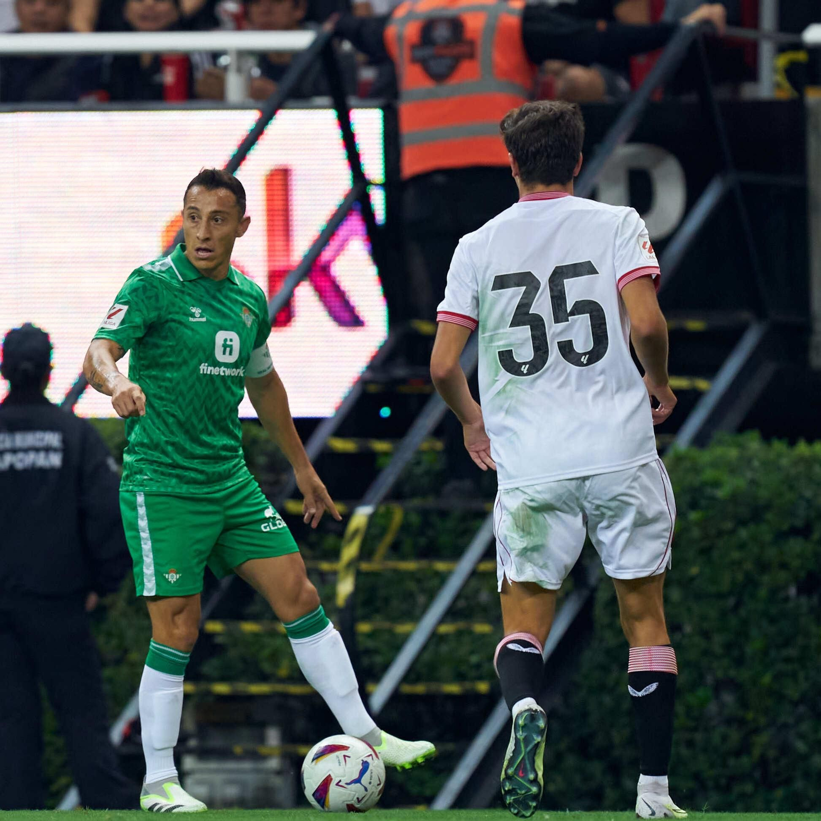 Las fotos del derbi Sevilla-Betis en México