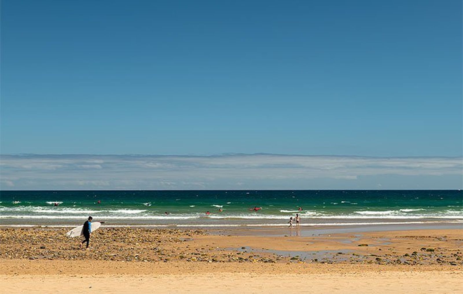 El cuerpo de la víctima quedó tendido sobre la arena, sin pulso