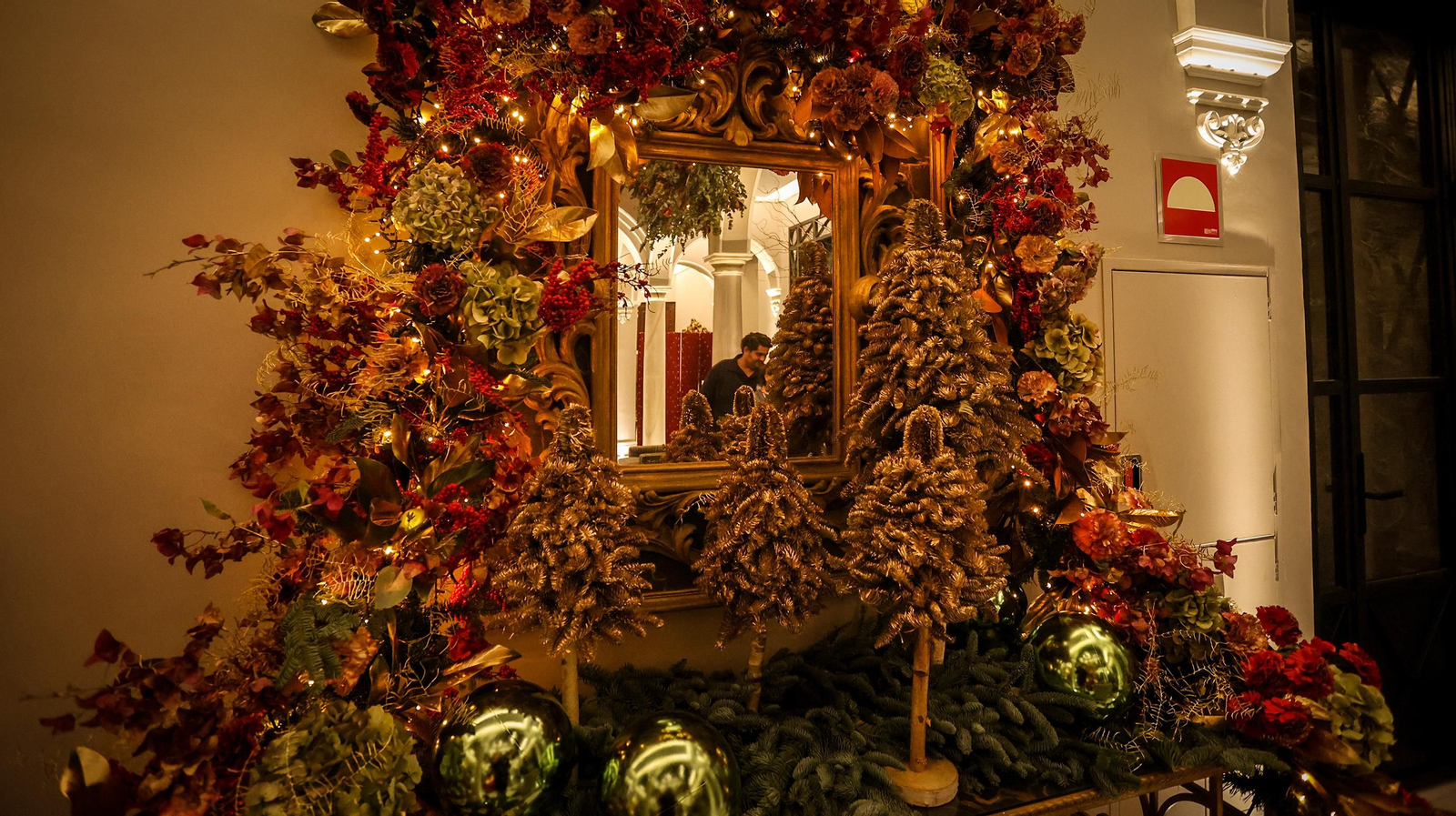 Espectacular decoración navideña del Hotel Casa Palacio María Luisa de Jerez