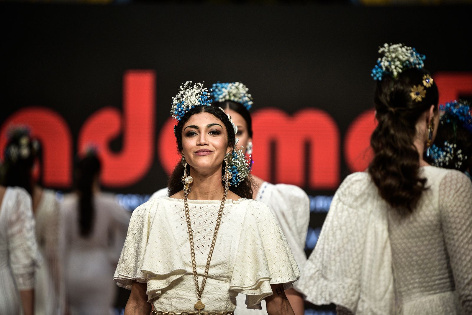 Imágenes de la inauguración de la Pasarela Flamenca en el patio del Ayuntamiento
