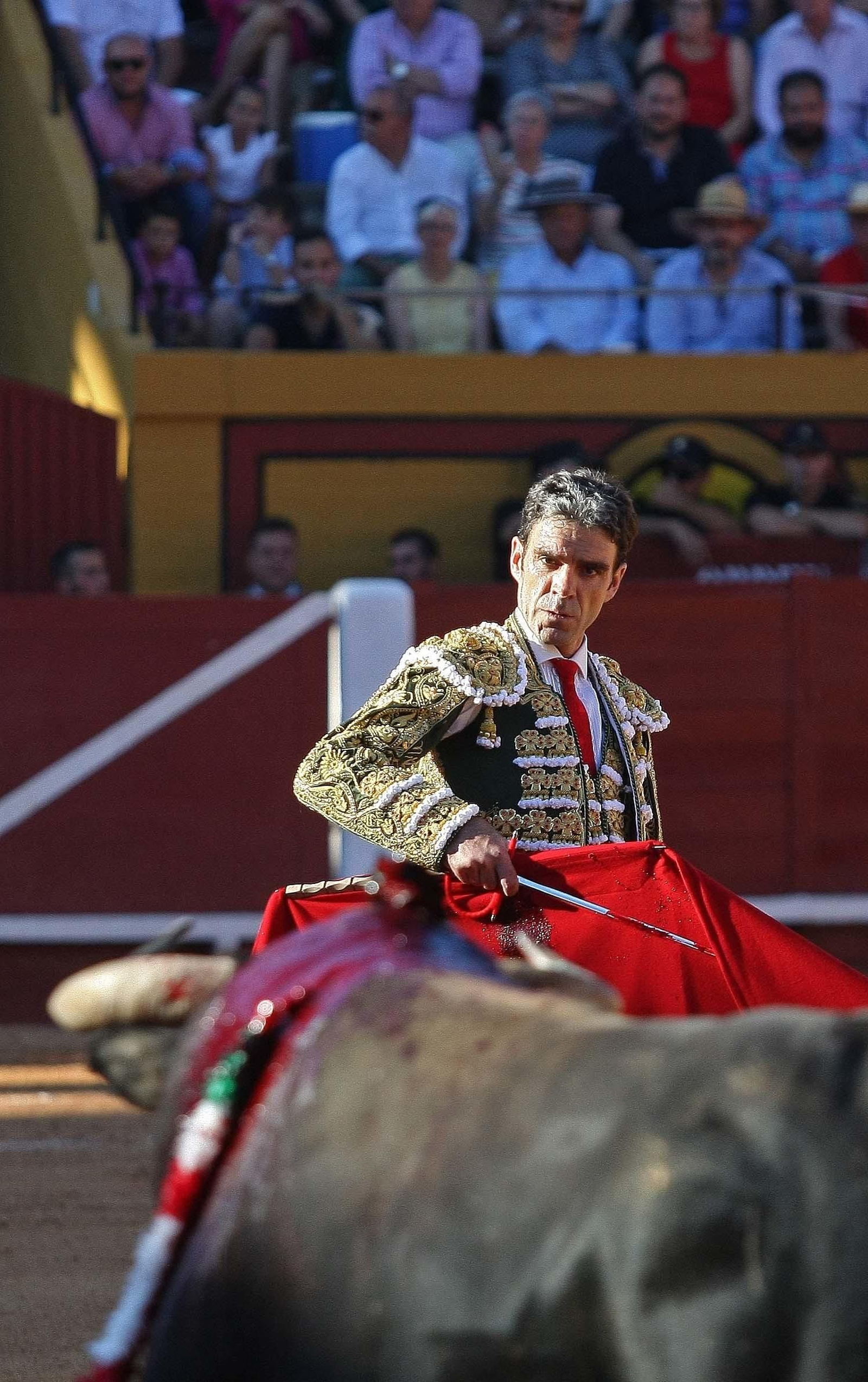 Las imágenes de la reaparición de José Tomás en Algeciras