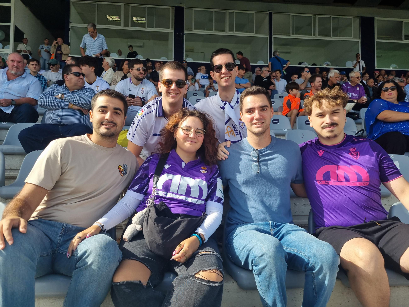 La afición lagarta en el empate entre el Real Jaén y UD Melilla, en imágenes