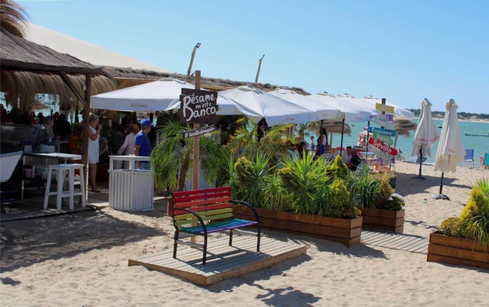 Uno de los Chiringuitos de la playa de La Calzada en Sanlúcar.