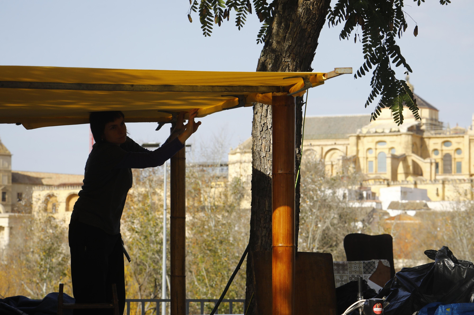 Así son los preparativos del Mercado Renacentista de Córdoba