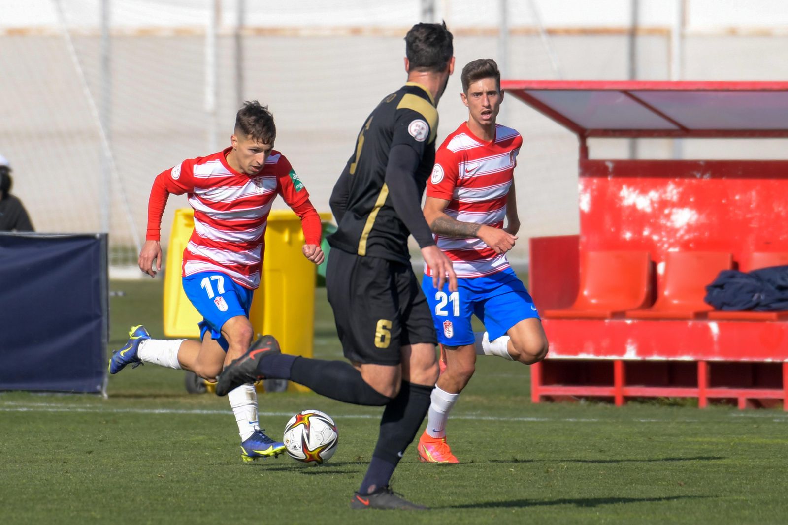 El filial rojiblanco espera volver a la senda del triunfo ante el Real Murcia.