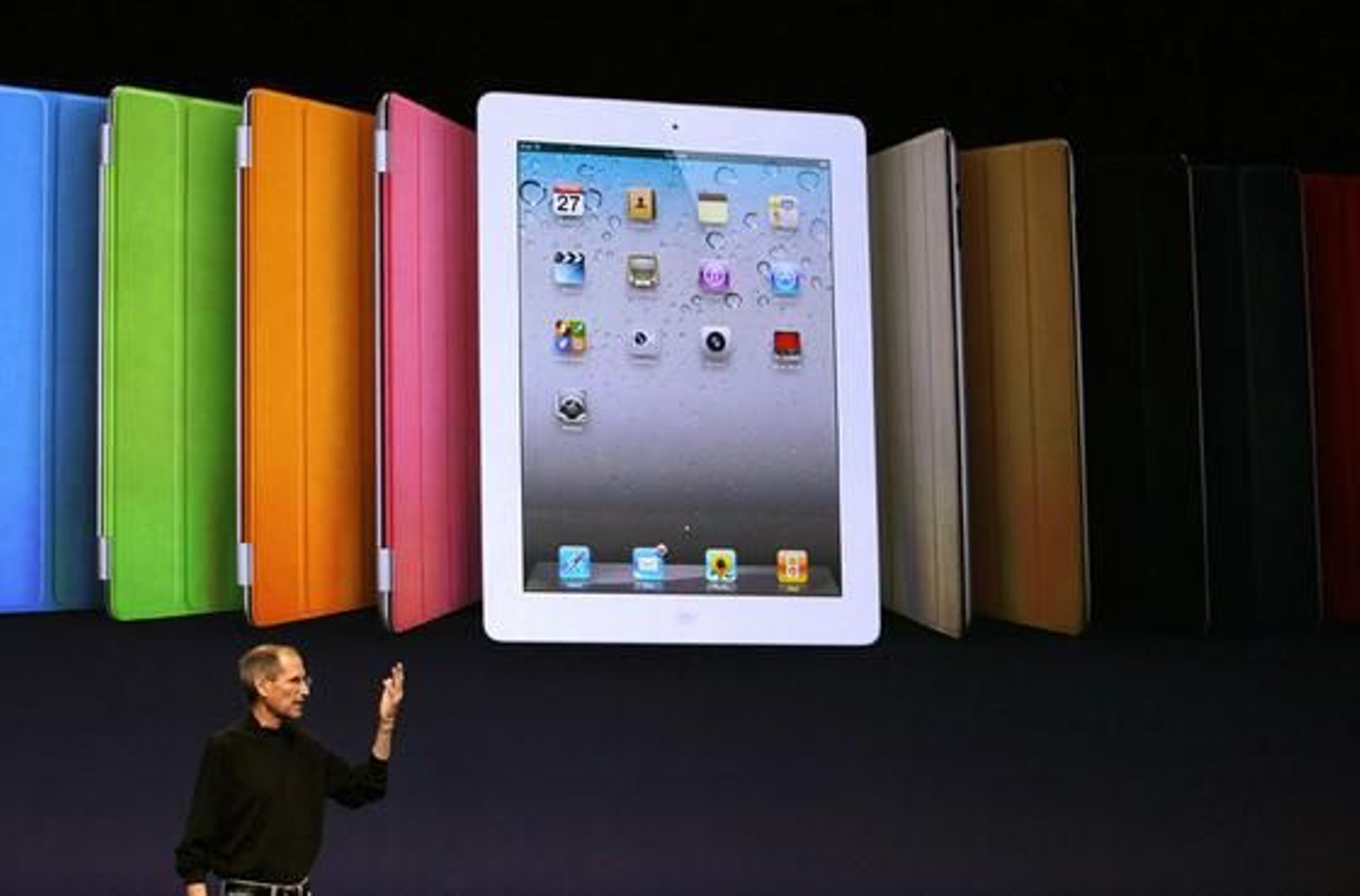 Steve Jobs presenta el iPad 2, la nueva versión del 'tablet' de Apple.  Foto: AFP Photo