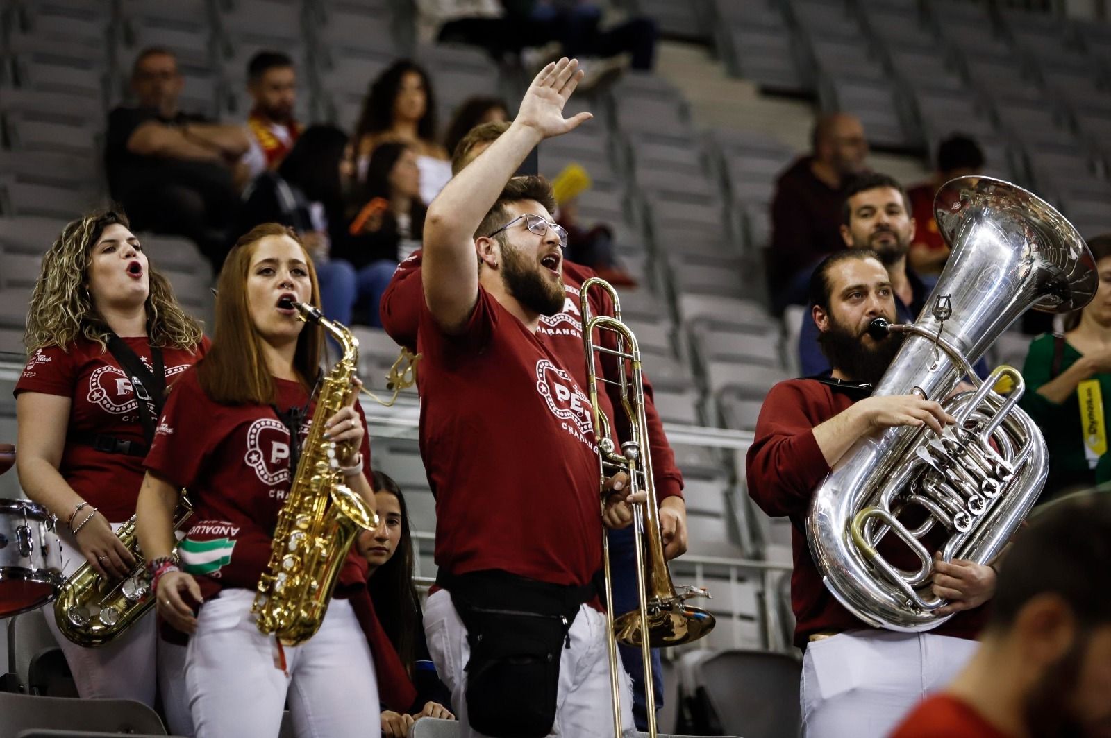 Encuéntrate en la grada en el Covirán Granada - UCAM Murcia