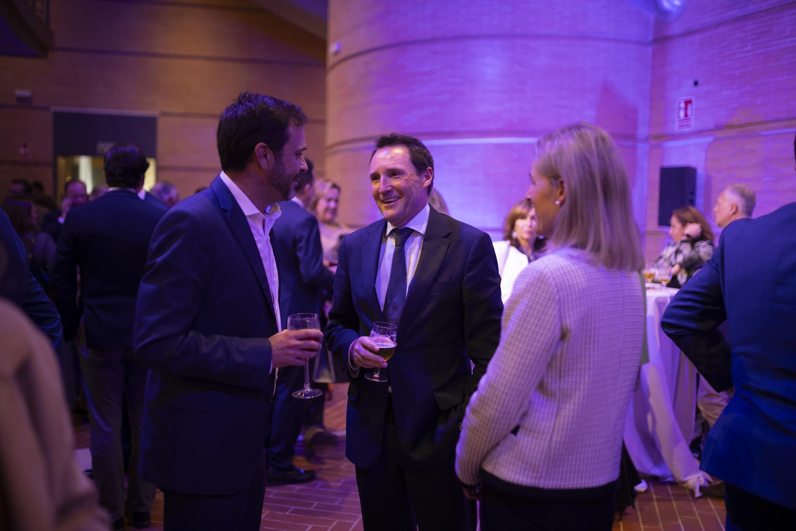 Imágenes de la recepción a los invitados a la gala del 40 aniversario de Huelva Información