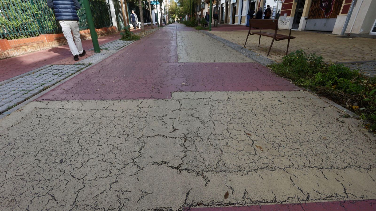 Estado del firme de la Cruz Roja.