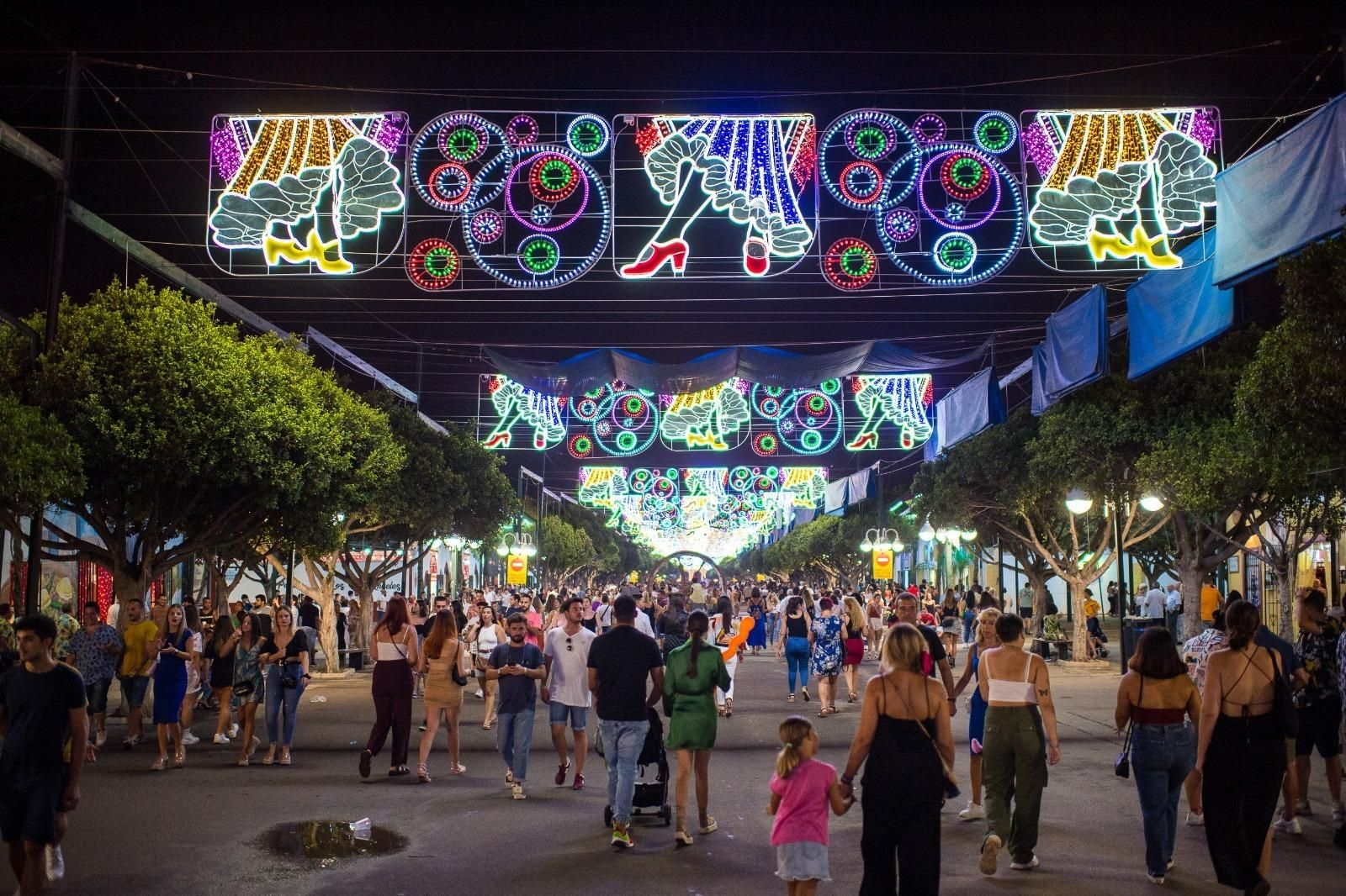 Ambiente en el Cortijo de Torres durante una de las noches de este Feria 2022