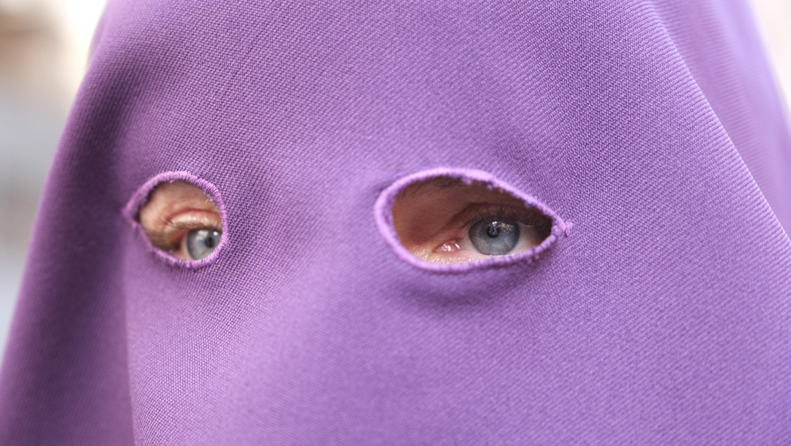 La procesión de Pasión en Almería, en imágenes