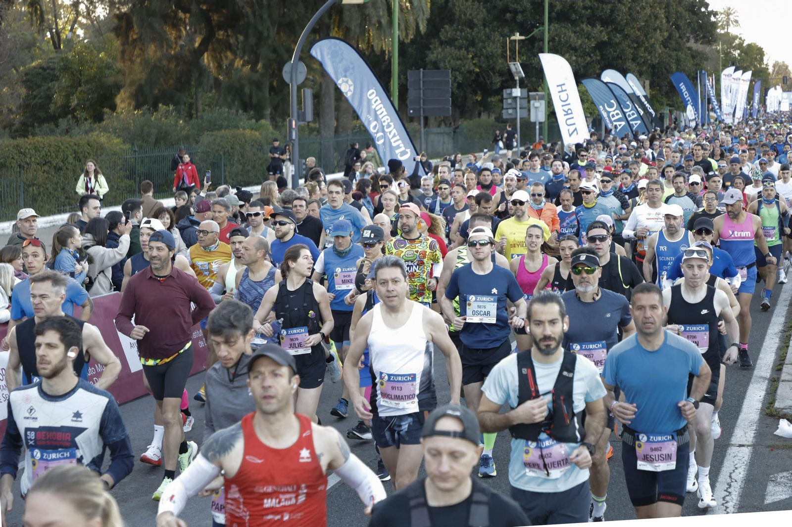 Búscate en el Zurich Maratón de Sevilla 2025