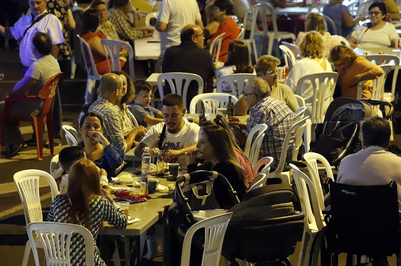 Fiestas de La Cinta 2022. Imágenes del gran ambiente en la primera noche