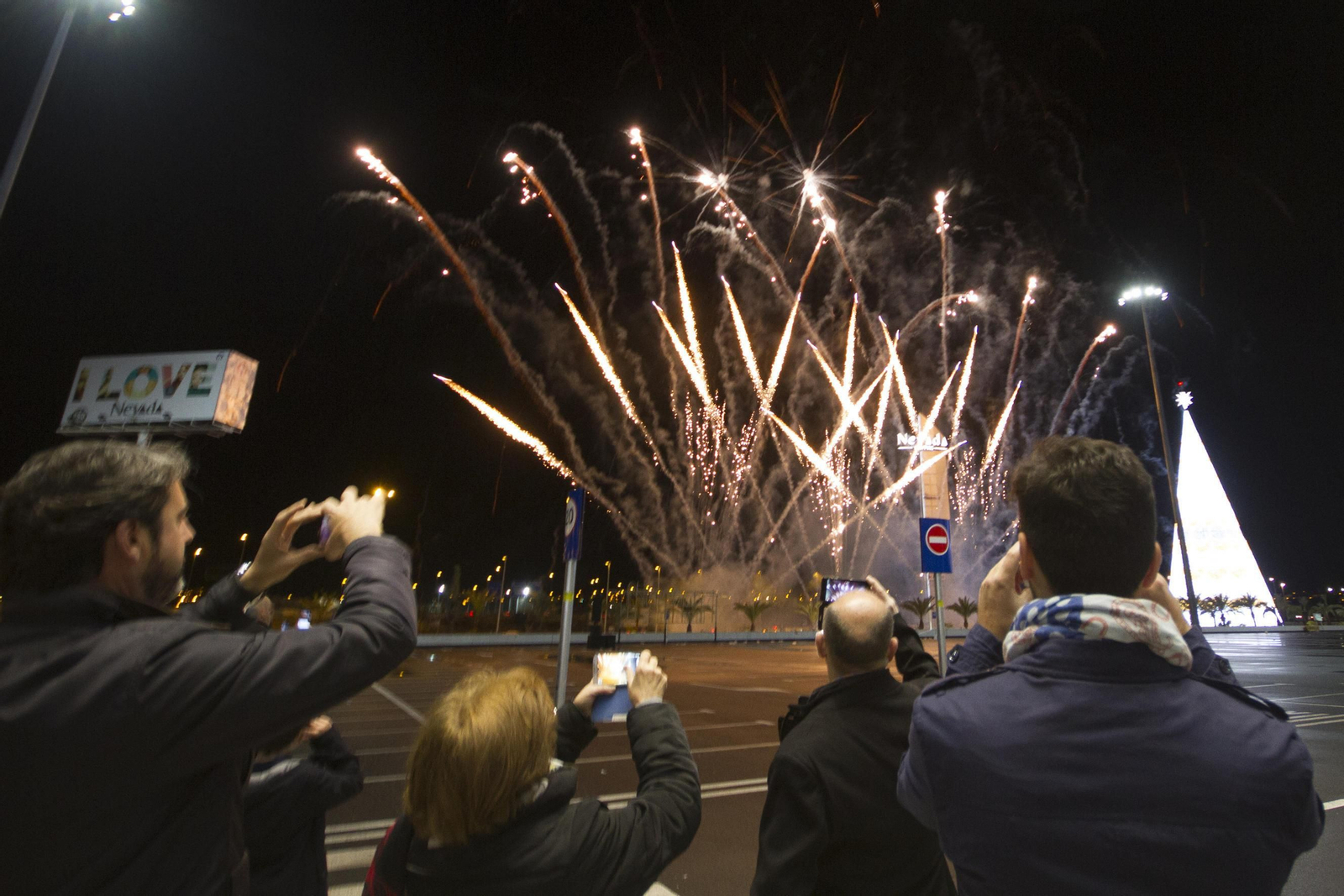 Fiesta en Granada por la apertura del Nevada
