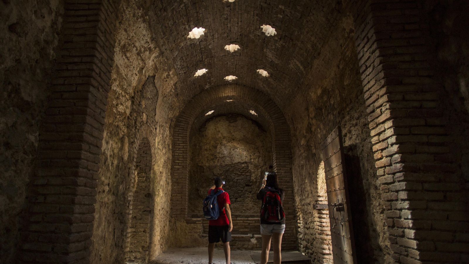 Los baños árabes son una visita obligada.