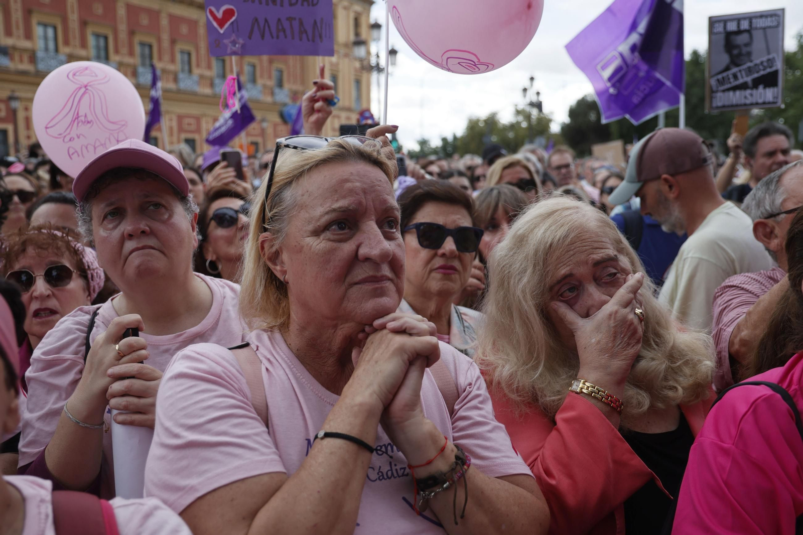 Las imágenes de la manifestación convocada por Amama