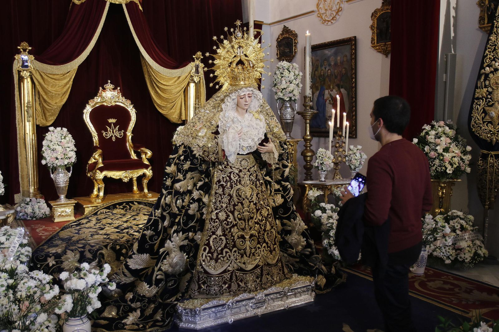 Besamanos a la Virgen de la Estrella