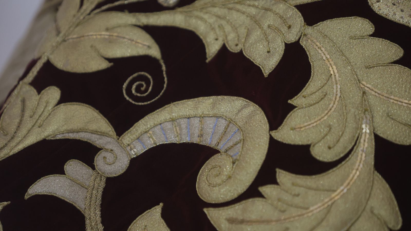 Preparativos en las iglesias de Algeciras para la Magna Mariana, en imágenes