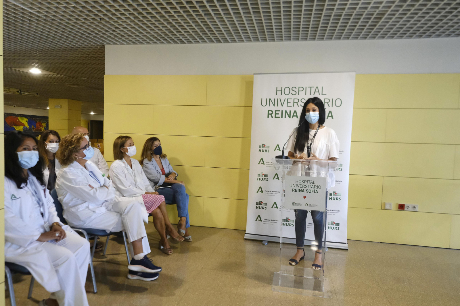 El banco de leche materna del Hospital Reina Sofía de Córdoba, en fotografías