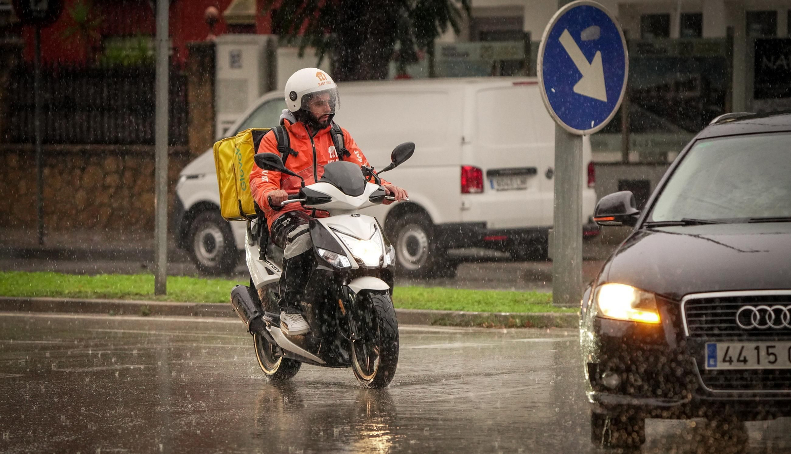 Las fotos de como se ha vivido en Jerez el paso de la DANA