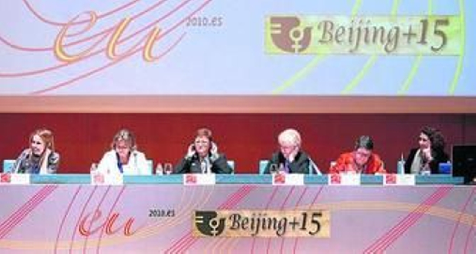Una de las ponencias que se celebraron ayer en el auditorio principal del Palacio.