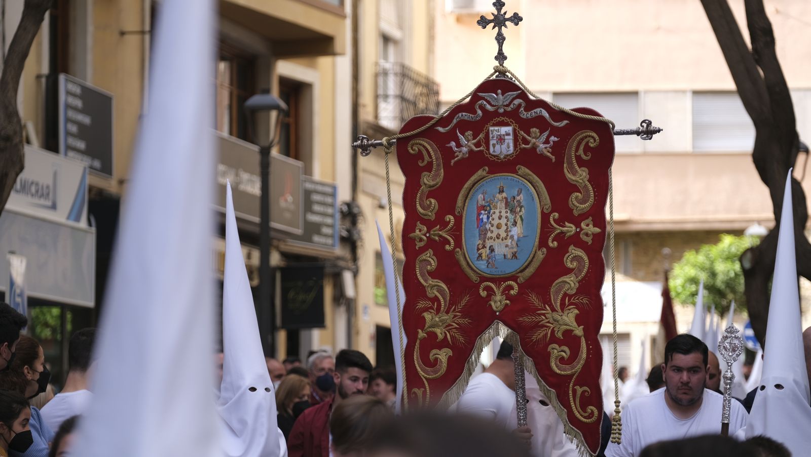Fotogalería procesión de la Santa Cena. Semana Santa de Almería 2022.
