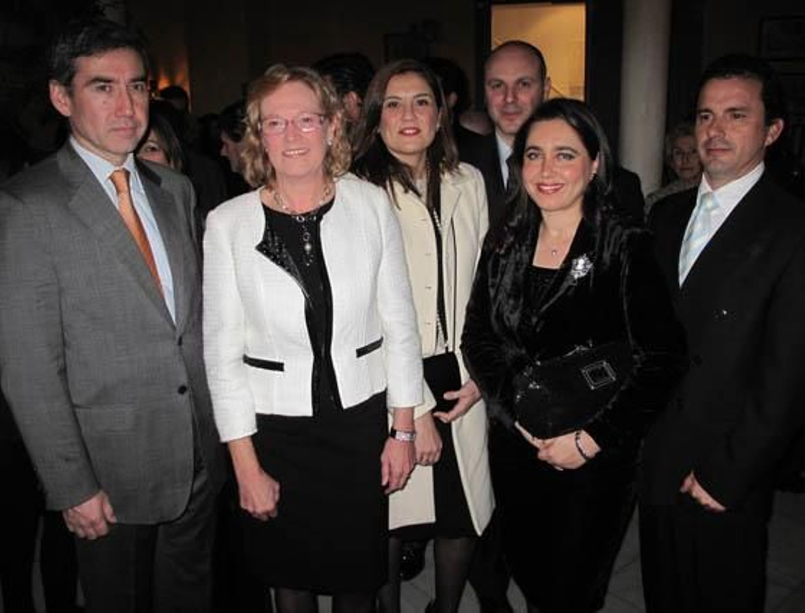 José María Fernández, Liliana Zanin, Amparo Govea, Álex Santos, Coral Cano, Juan Ignacio Muñoz, y José María Acedo, colaboradores de Luis Rey Goñi en el Colegio de San Francisco de Paula.

Foto: Victoria Ramírez