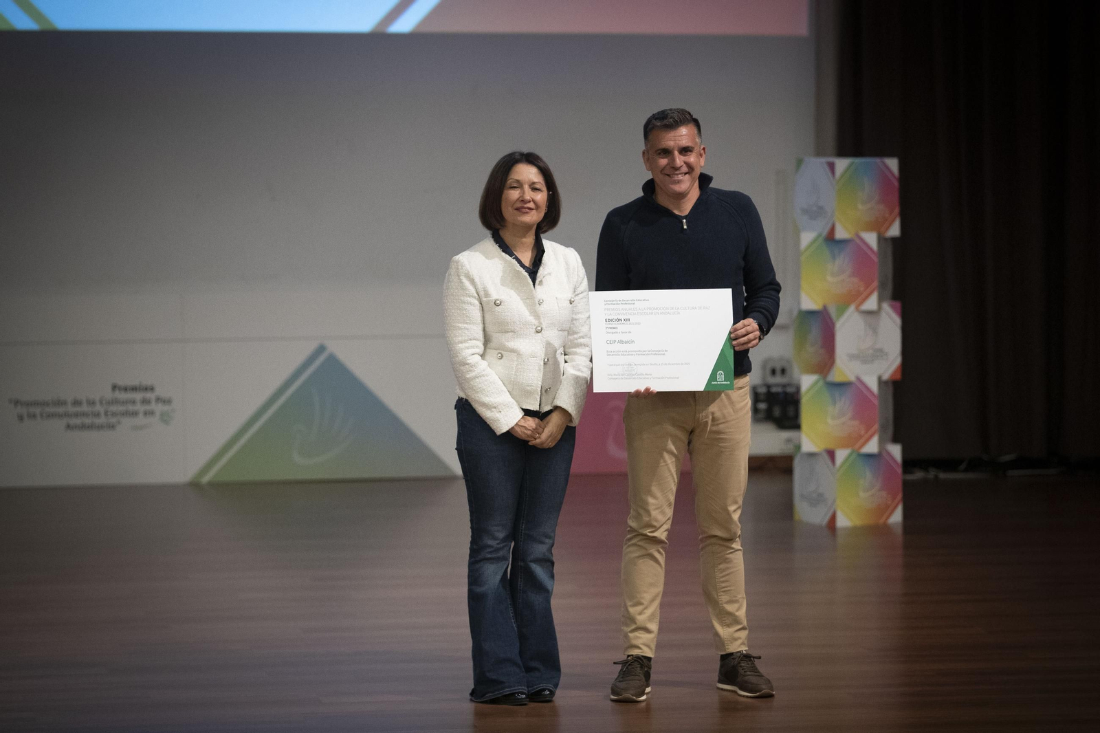 Fotos: los Premios a la Promoción de la Cultura de Paz y la Convivencia Escolar en Granada