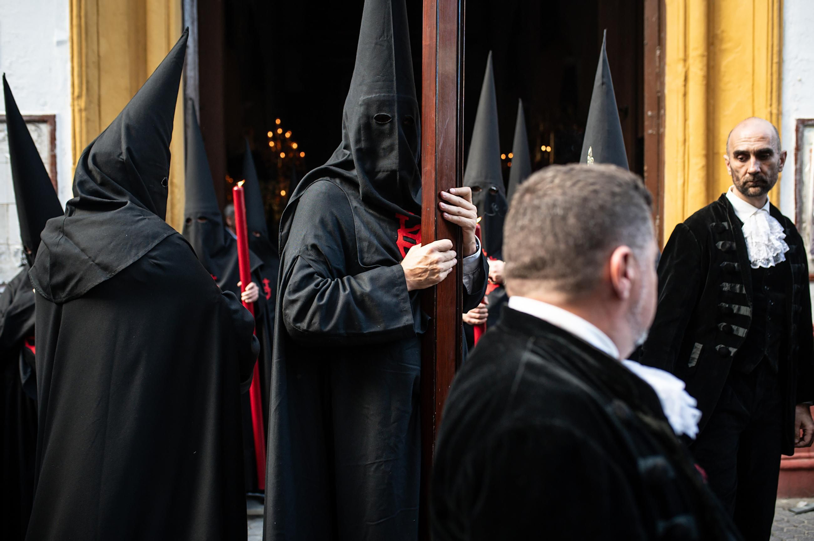 La Hermandad del Santo Entierro en la Semana Santa de Sevilla 2025
