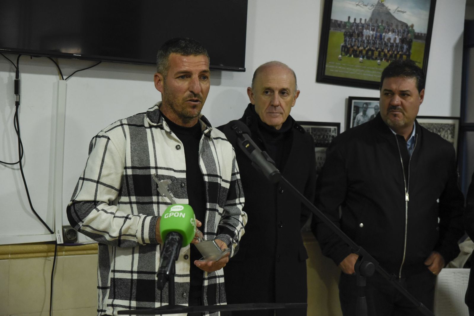 Las fotos de la entrega del I trofeo Sentimiento Balono en la Peña Balona