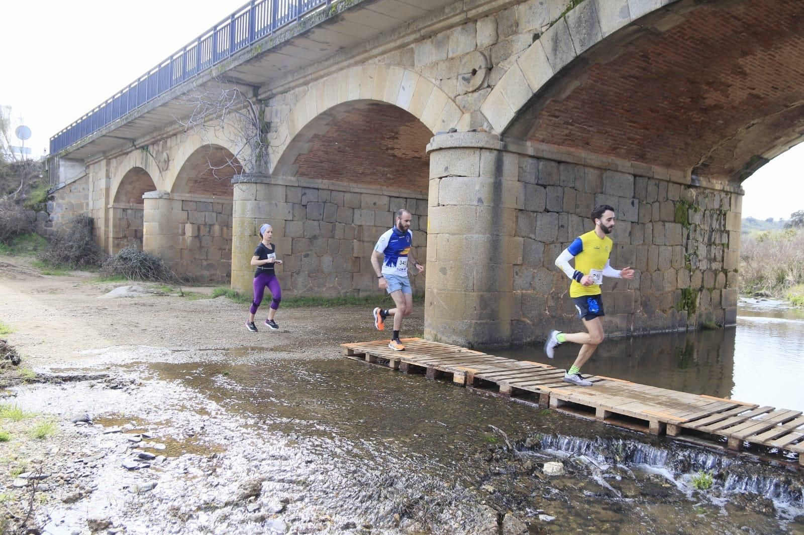 Las mejores imágenes de la cuarta Media Maratón Camino Mozárabe