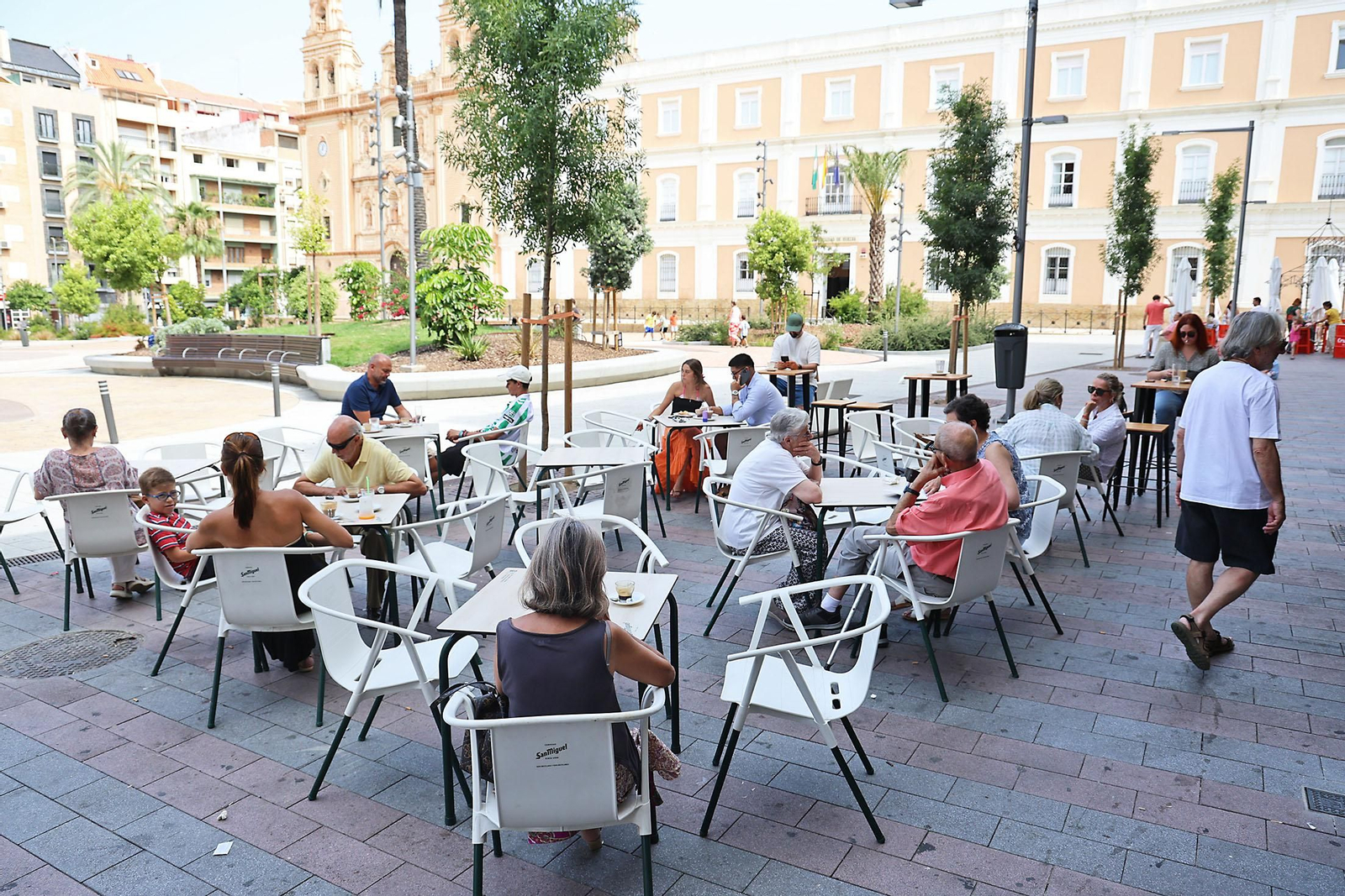 La Plaza de La Merced, un remanso de paz en las mañanas de verano