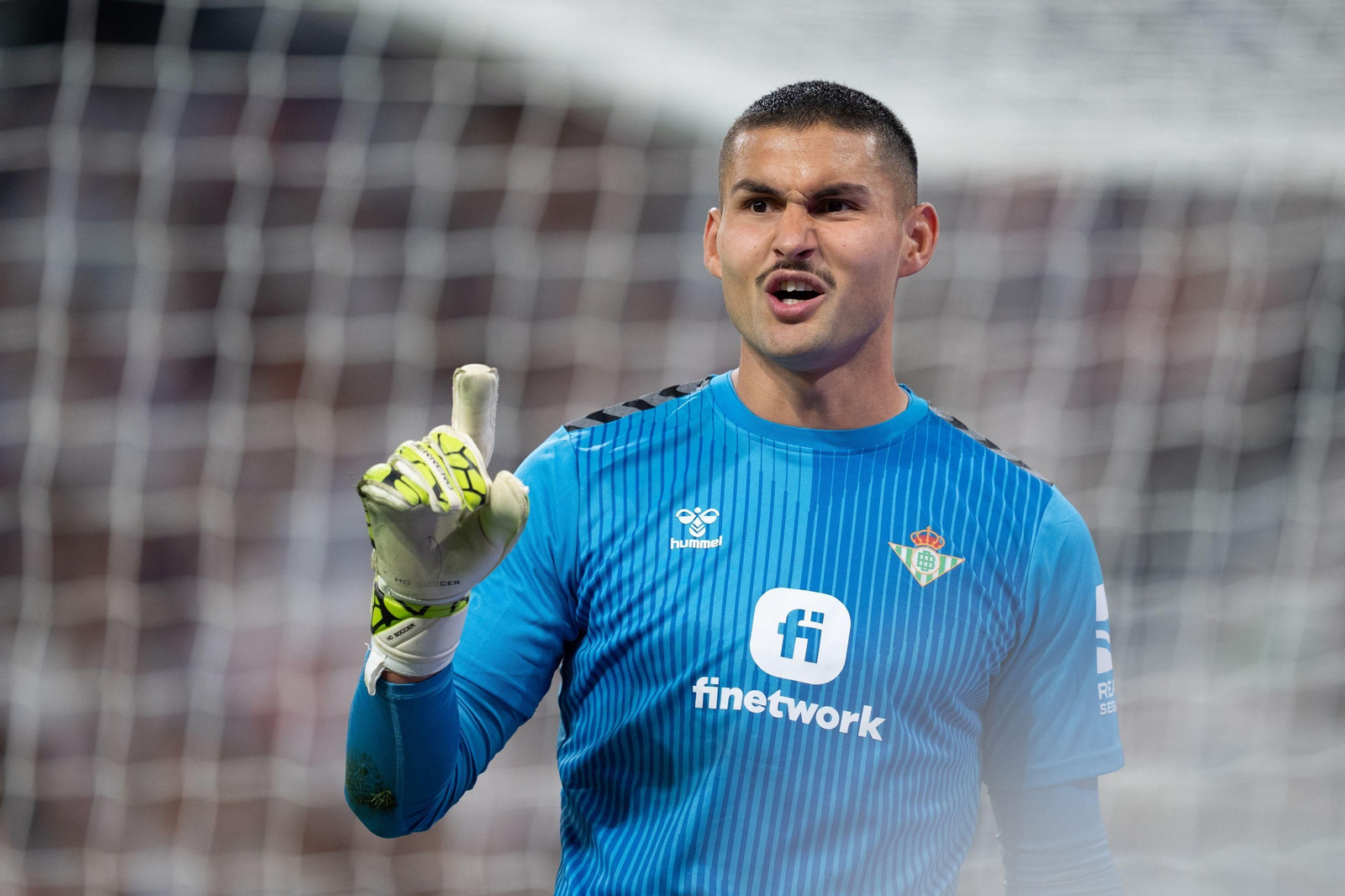 Fran Vieites, en un momento del partido en el Bernabéu.