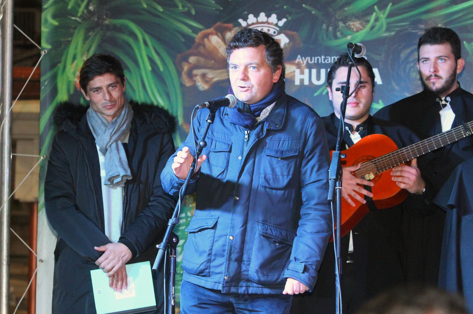 Imágenes del cuentacuento de la Navidad de Huelva Información.