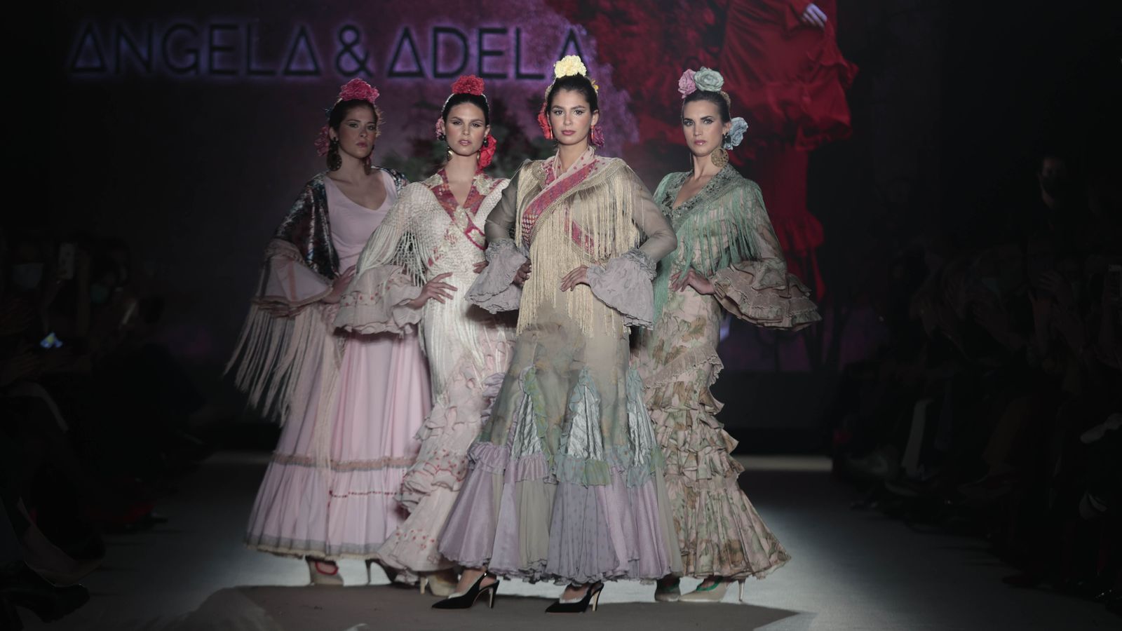 El desfile de Ángela y Adela en We Love flamenco.