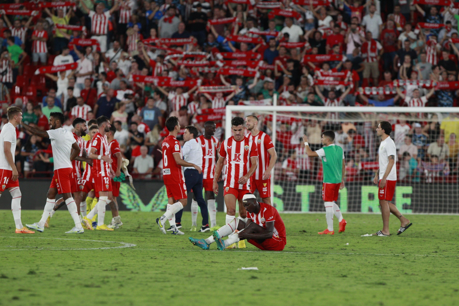 Imágenes del partido U.D. Almería-Sevilla F.C.