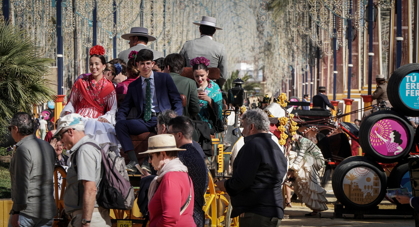 Imágenes del ambiente el lunes en la Feria de Jerez 2024