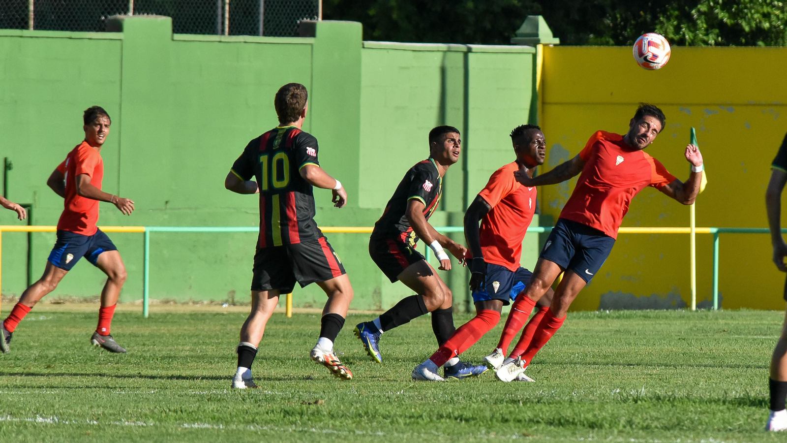 El UD Los Barrios-Algeciras de pretemporada, en imágenes (0-1)