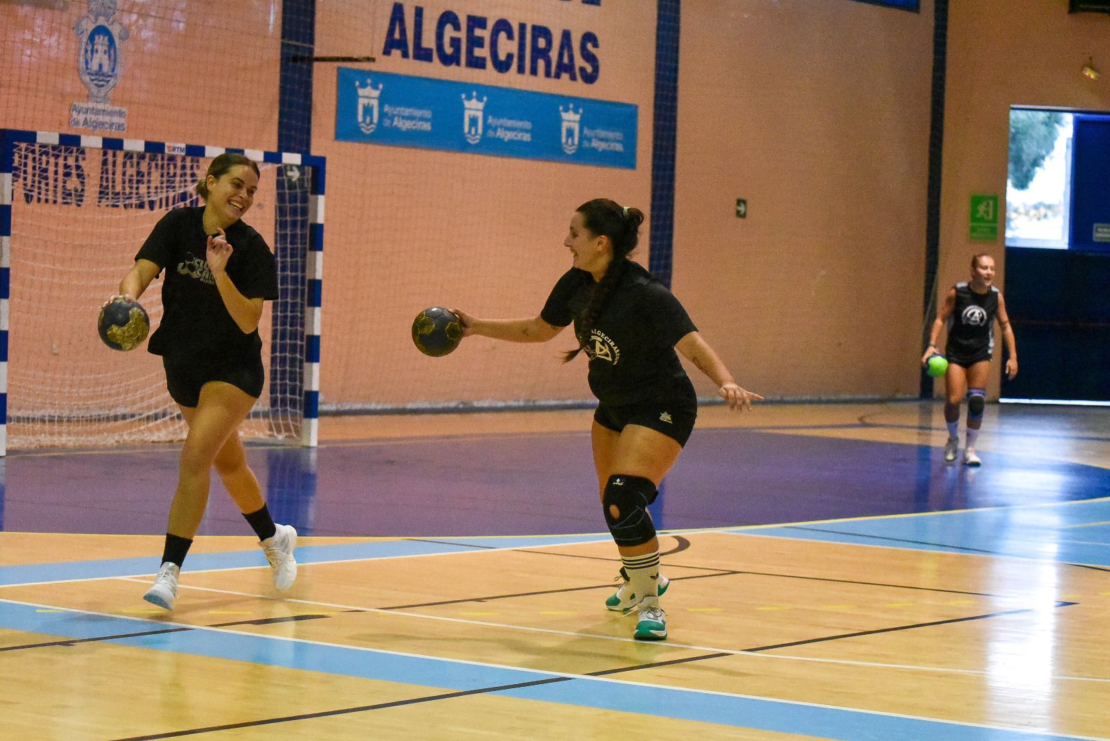 Las fotos del entrenamiento del BM Ciudad de Algeciras femenino