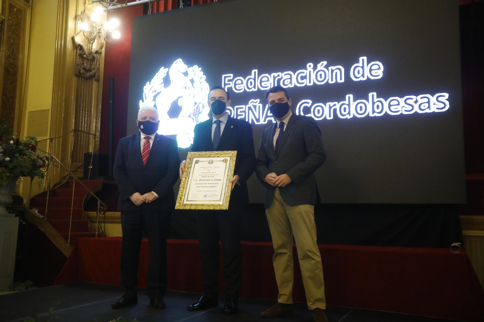 La entrega de los Potros de la Federación de Peñas Cordobesas, en fotografías