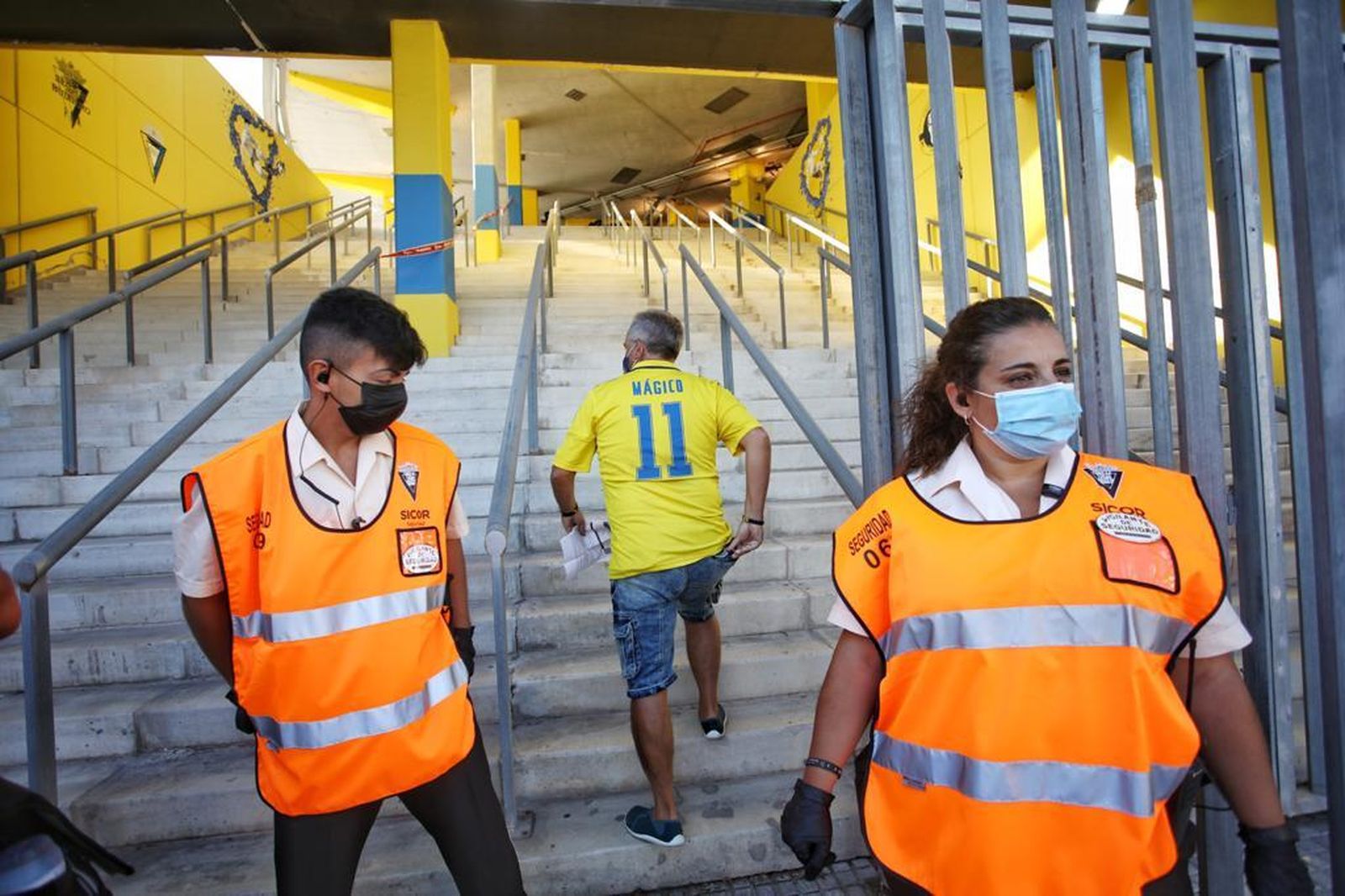 La vuelta del público al estadio en el Trofeo Carranza, en imágenes