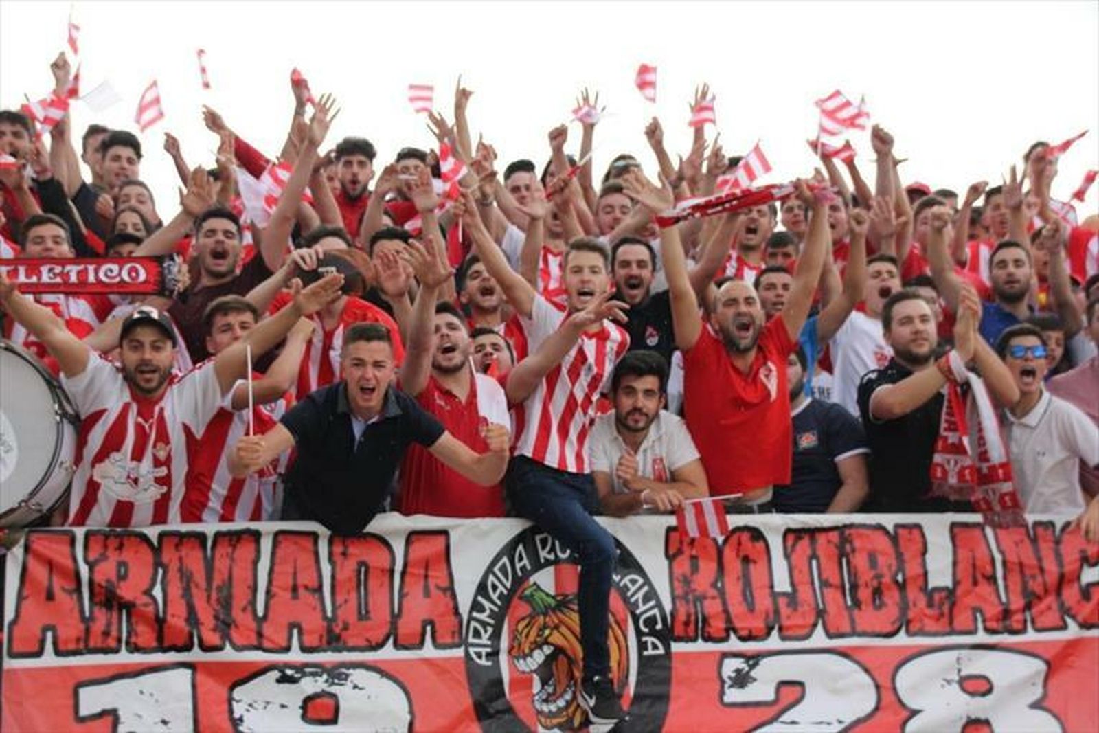 Aficionados de Don Benito, durante un encuentro