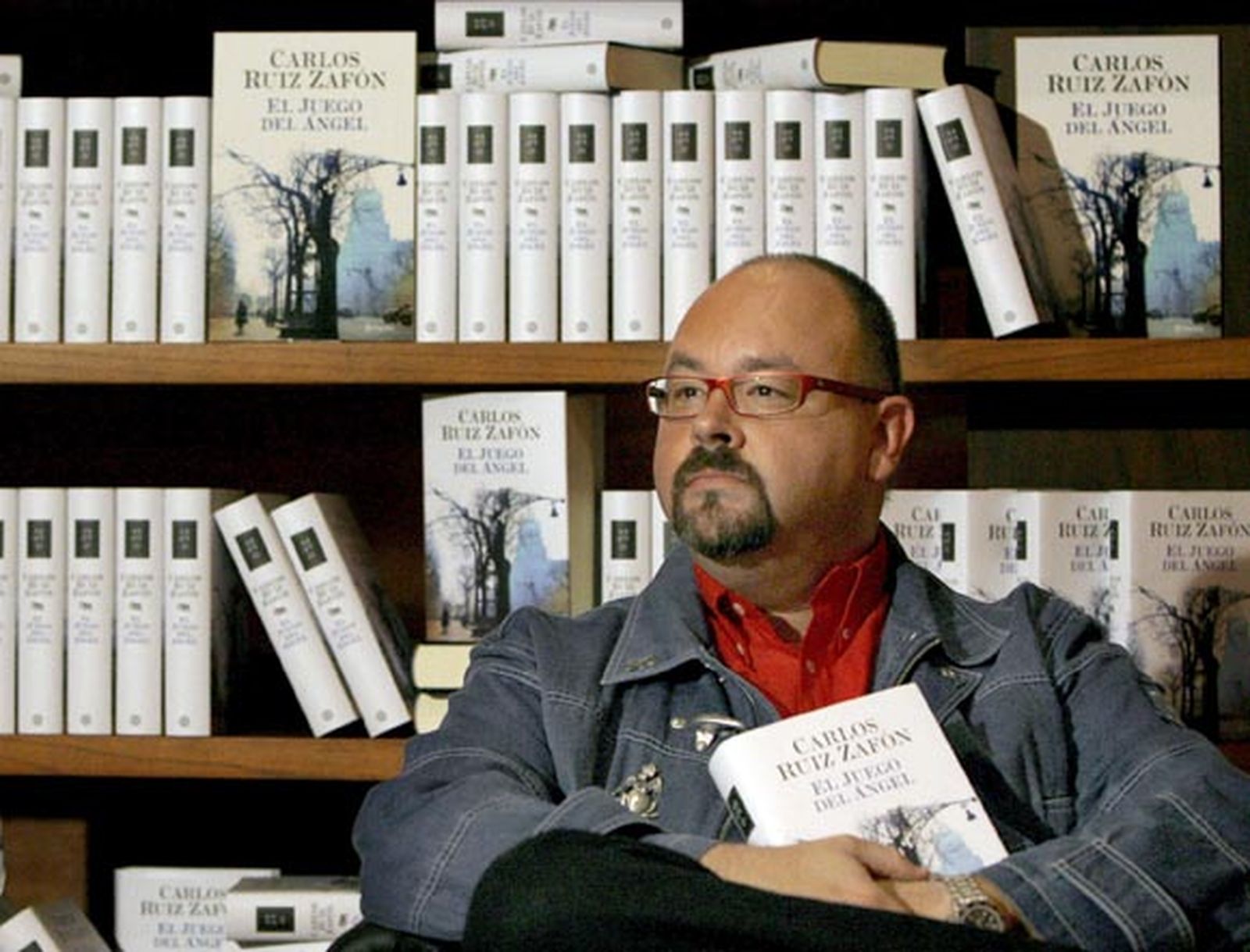 Ruiz Zafón vuelve a las librerías con 'El juego del ángel'