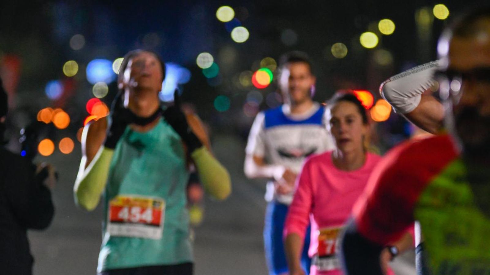 En imágenes: búscate en tu llegada a meta de la Carrera de San Antón 2025 (2)