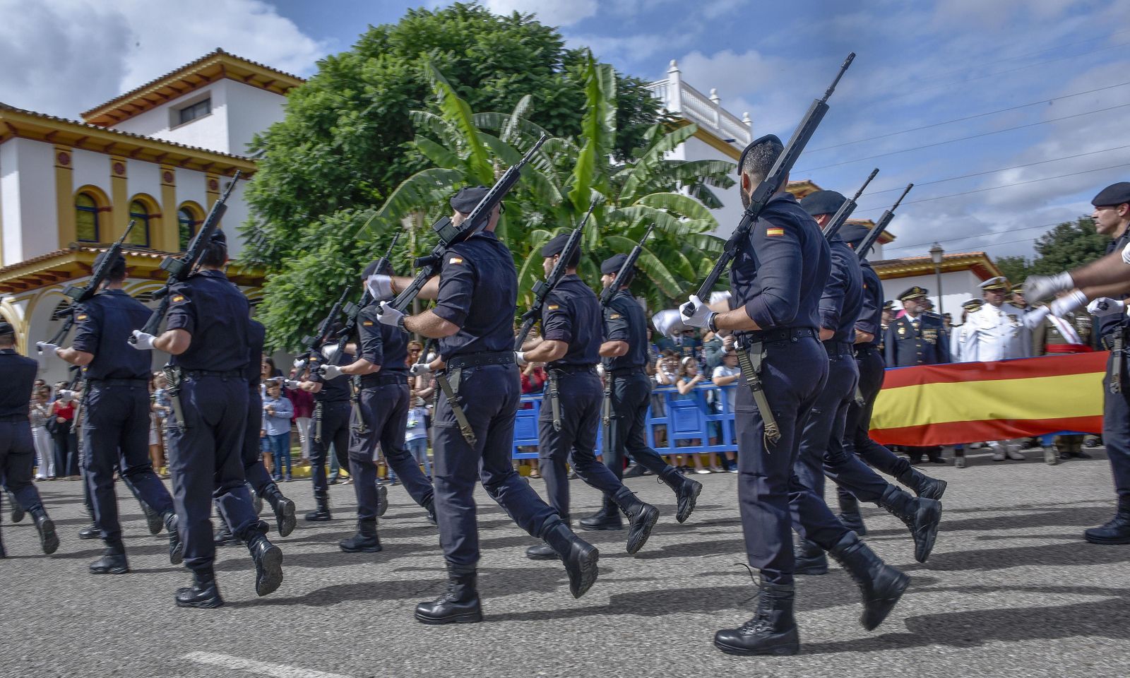 Imágenes de los actos por el Día del Pilar en Sevilla