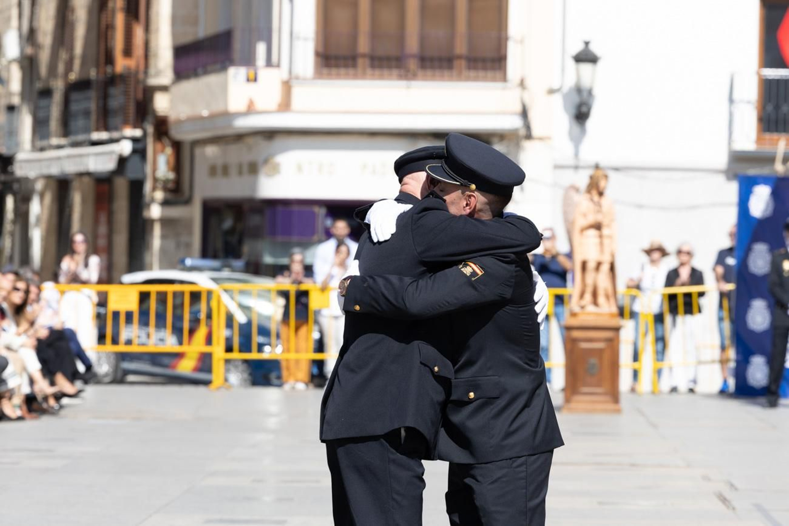 Acto por el día de la Policía Nacional, con motivo de la festividad los Santos Ángeles Custodios