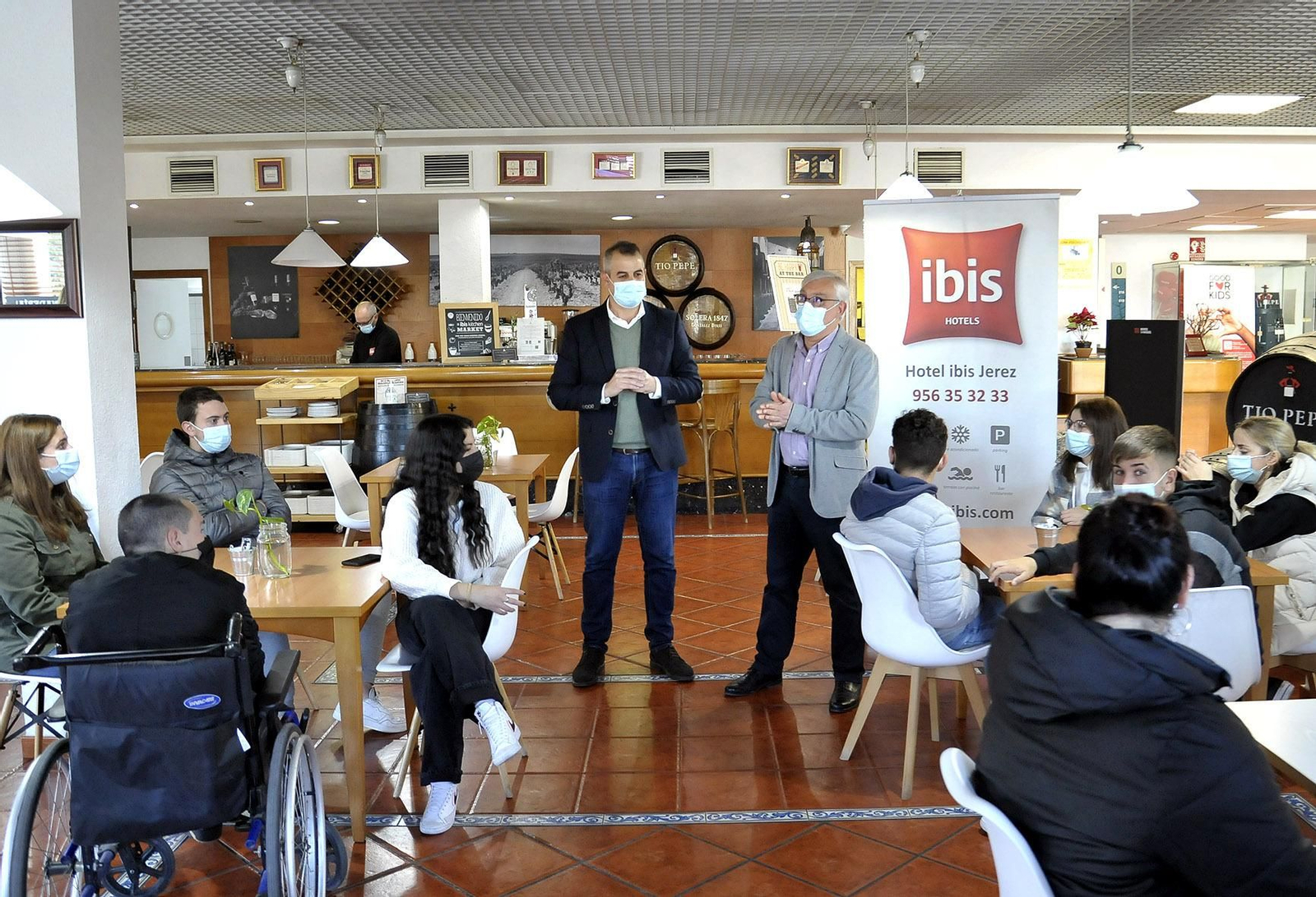 Alumnos del colegio San Juan Bosco en el Hotel Ibis